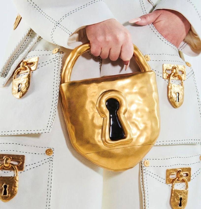 элегантные брюки,брюки прямые,женские брюки из экокожи,одежда для женщин,брюки из экокожи