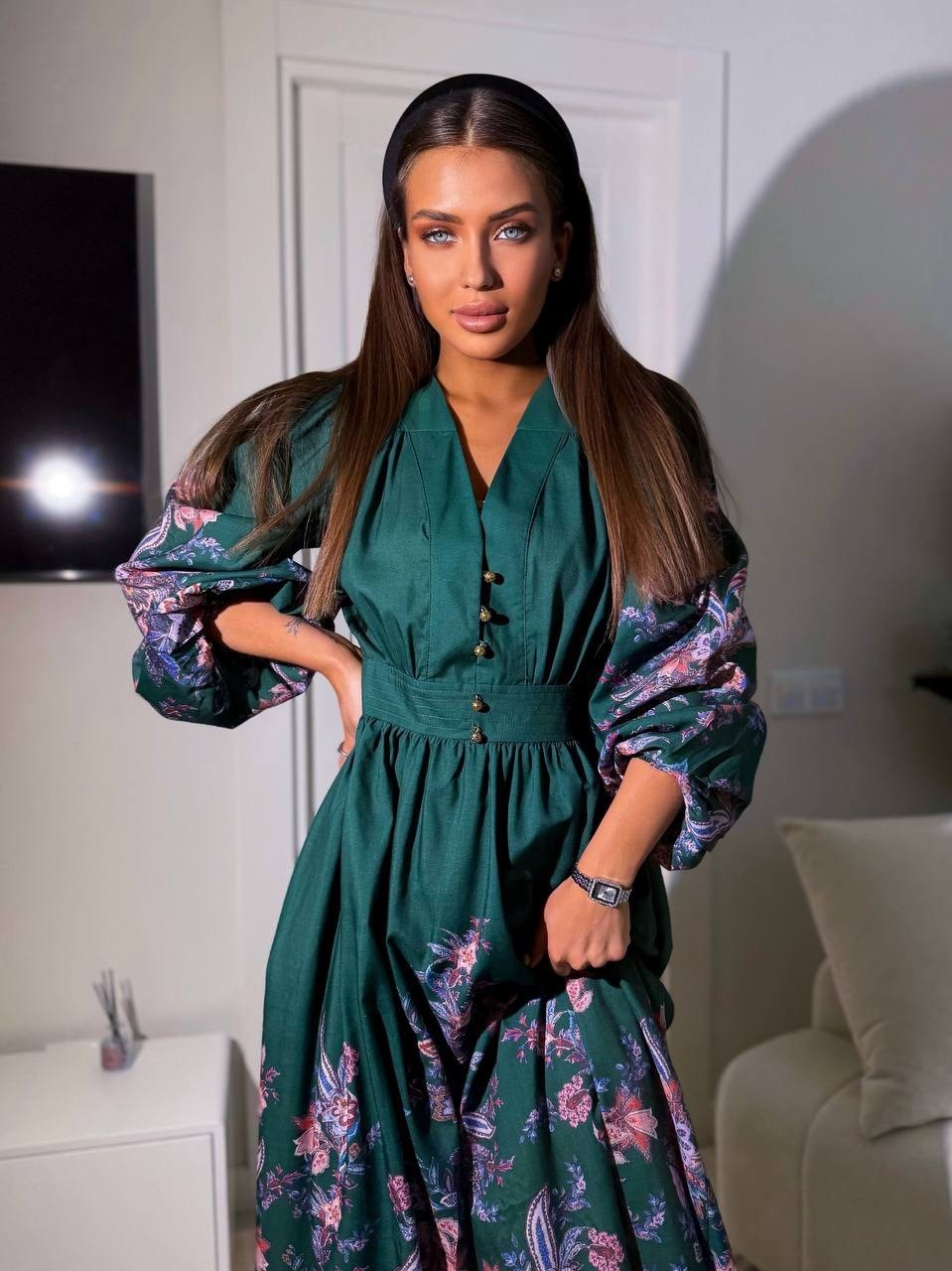 длинное платье,платье с длинными рукавами,длинное платье с цветочным принтом,стильное платье,платье женская