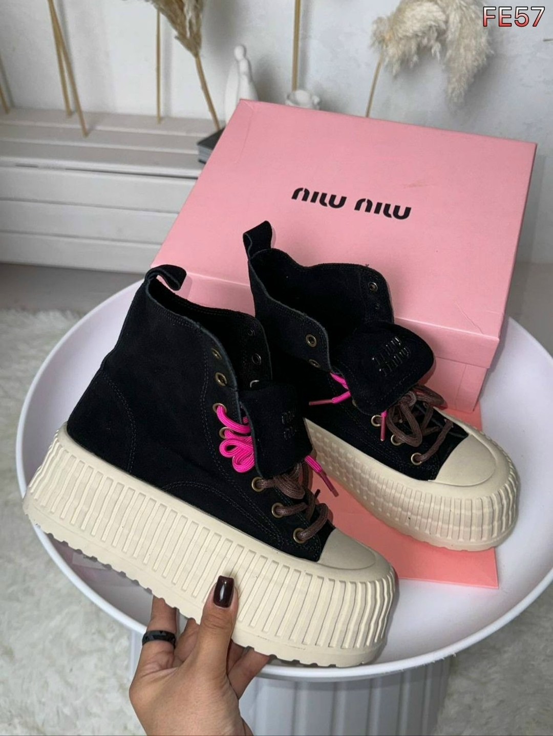 высокие тёплые женские кеды miu miu,,женская , модная,кеды miu miu