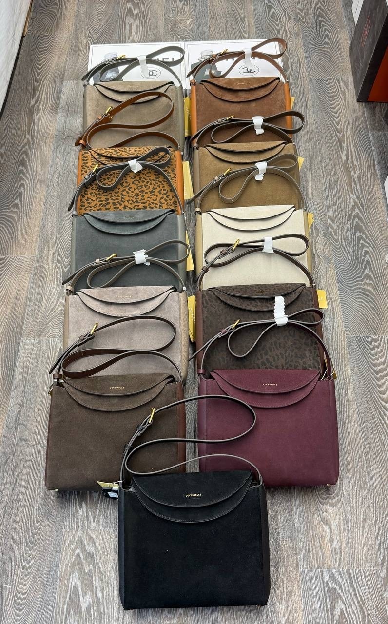 замшевая сумка coccinelle,сумка coccinelle натуральная замша,сумка coccinelle,сумка женская coccinelle натуральная замша,coccinelle сумка сэтчел liya suede