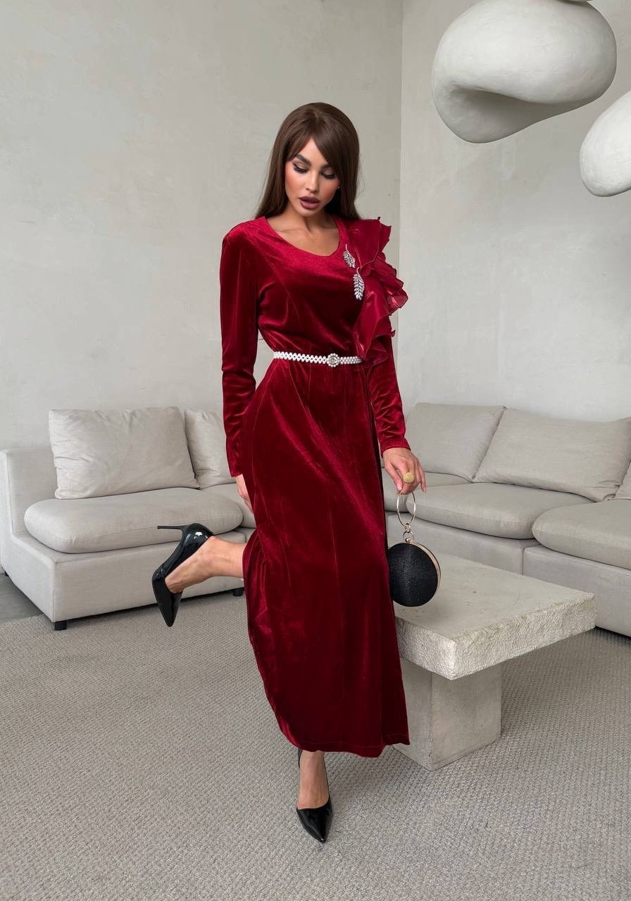 бархатное платье,красное бархатное платье,платье велюр,платье из бархата,велюровое платье
