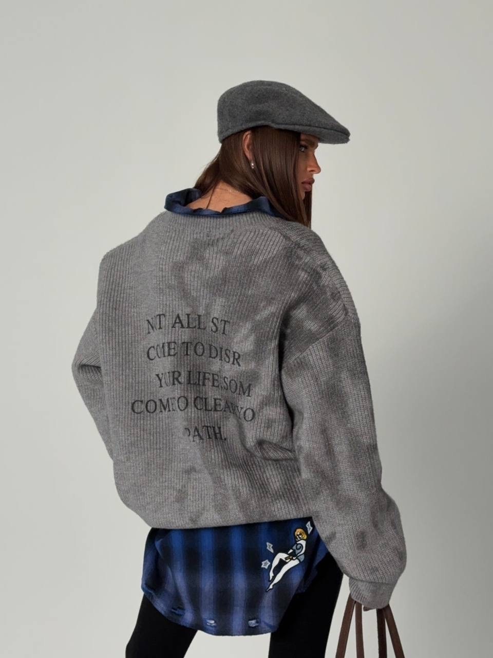 свитер оверсайз,серый свитшот,мода стиль,свитер