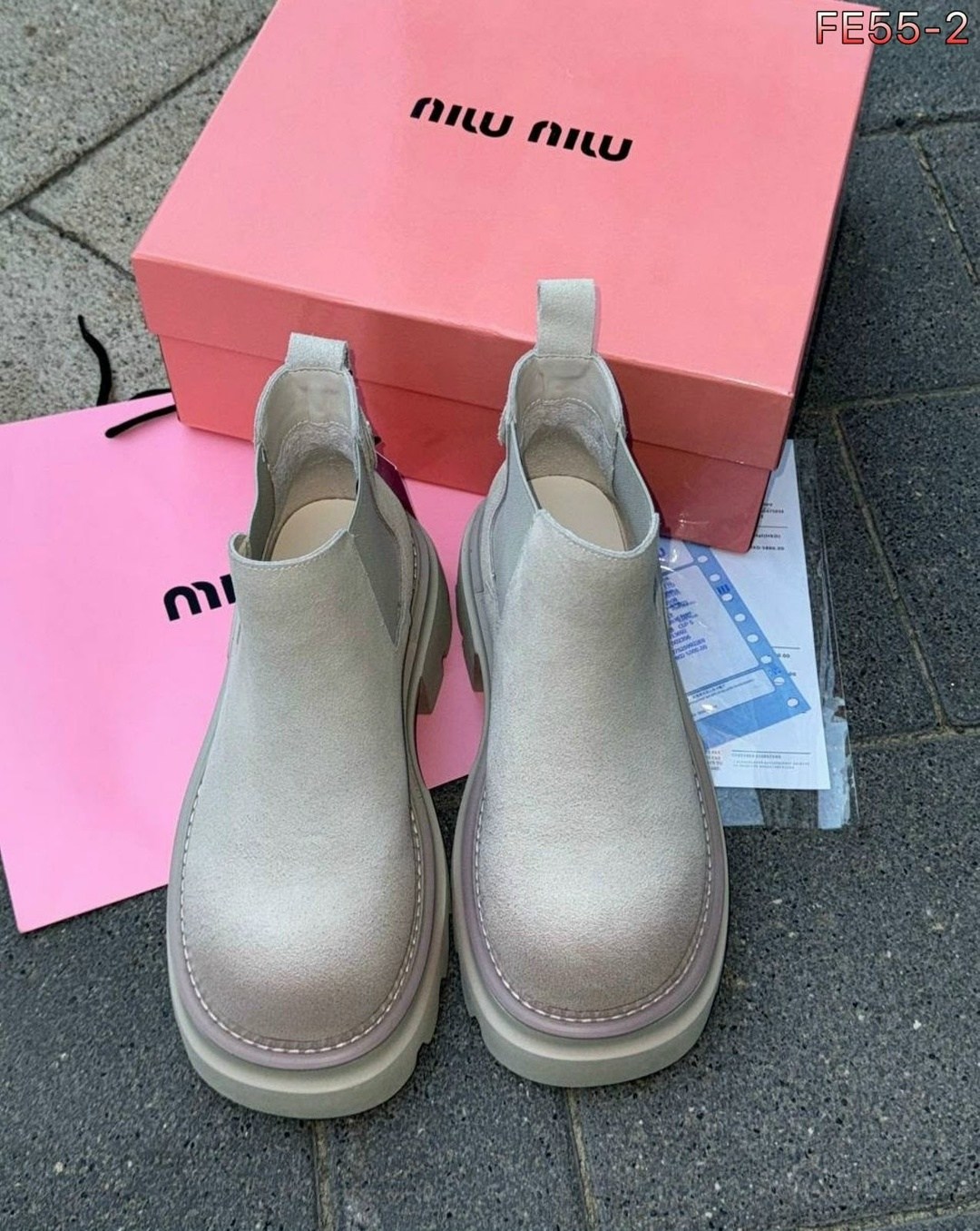 ,ботинки женские, женская,модели ботинок,ботинки miu miu