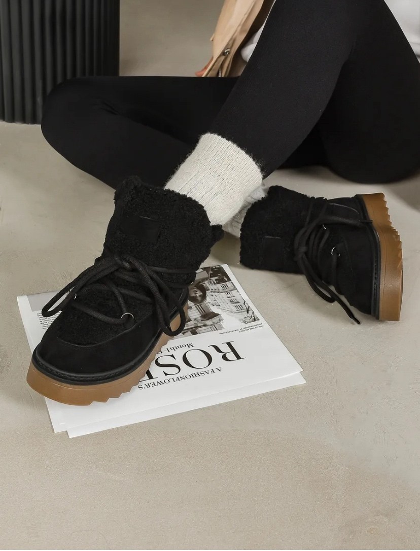 ,угги женские,ботинки угги зимние натуральная замша с мехом на платформе,угги зимние натуральная замша aлександра малина,короткие угги зимние на платформе шнуровка emelina shop