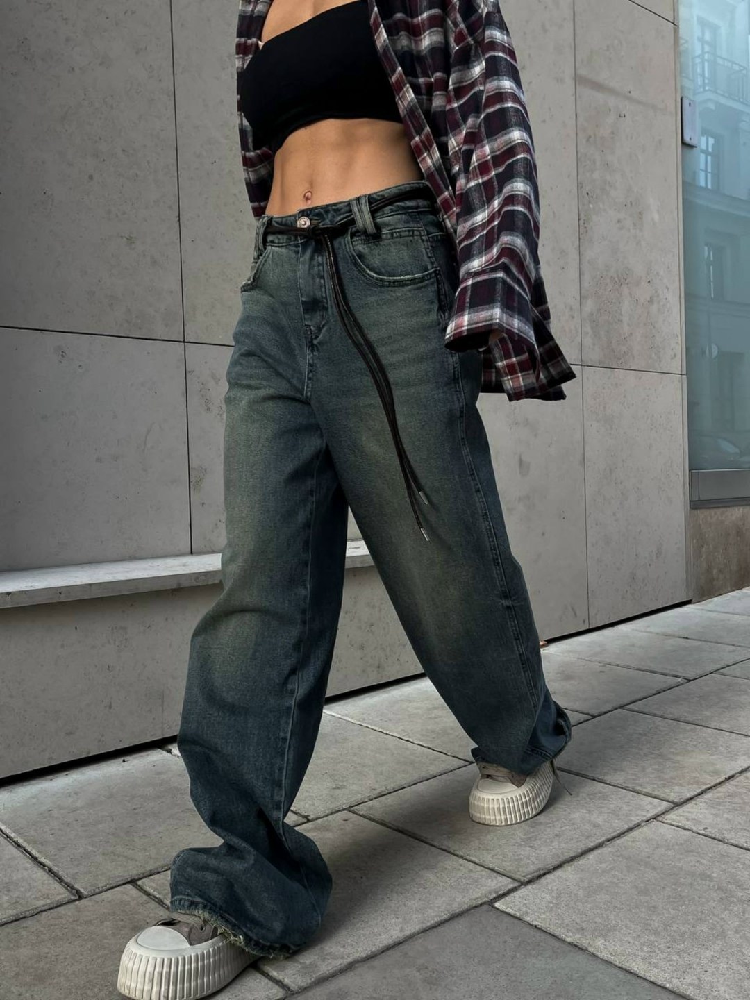 джинсы широкие,женские джинсы,женские джинсы широкие,модные джинсы,джинсы