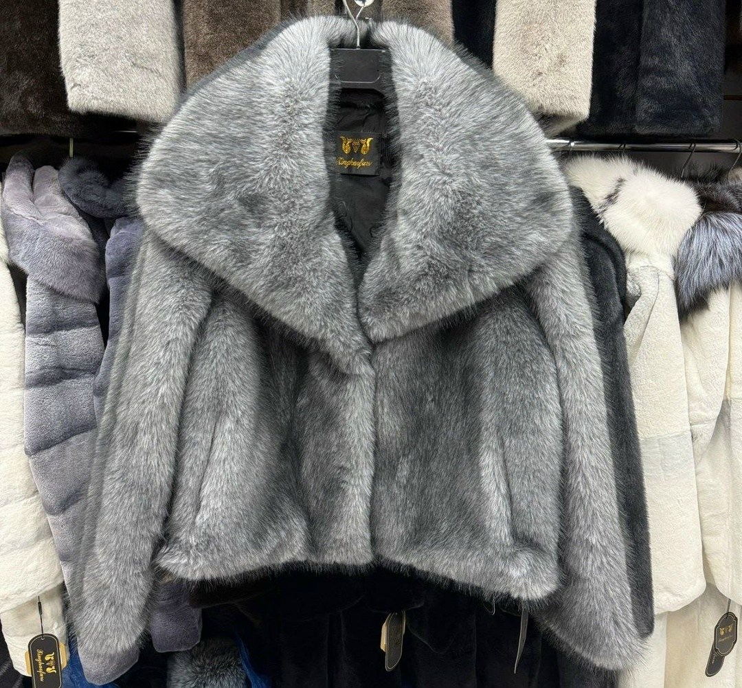 женская шуба,шуба,шубка,шуба искусственная,шубка с потрясающим воротником из эко-меха