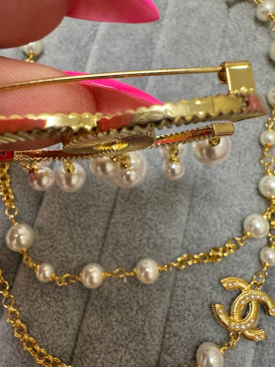 украшения шанель,брошь шанель с жемчугом винтаж,ожерелье шанель,серьги коко шанель золото,брошка шанель