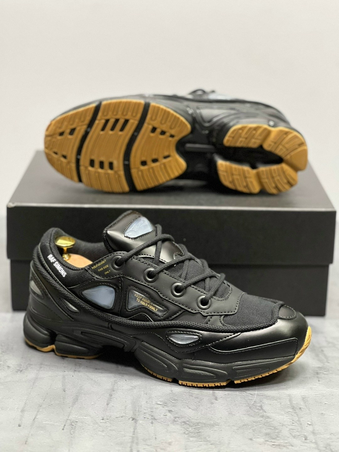 adidas raf simons ozweego 3,adidas raf simons ozweego,адидас раф симонс озвиго 2,adidas raf simons ozweego black bunny,raf simons x adidas ozweego 3 black corn bb6741