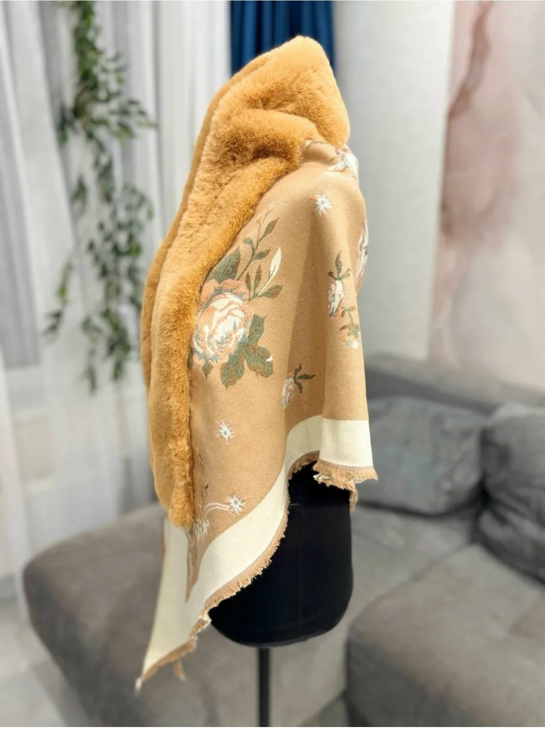 платок с мехом,павловопосадские платки,платки павлопосадские,народные накидки,женская накидка