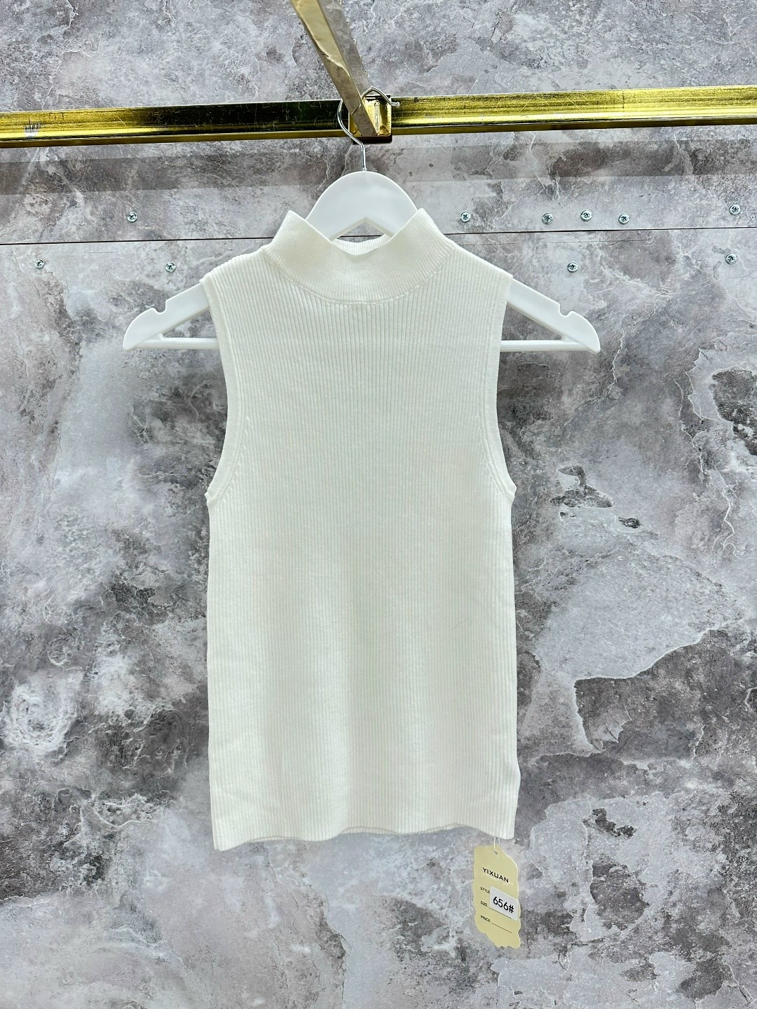 трикотажный жилет,вязаные жилеты,жилет,свитер жилет,жилет женский