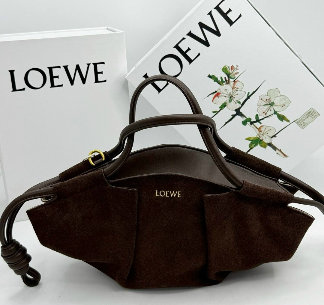 сумка loewe 33-15 см натуральная замша,loewe сумка,женская сумка loewe,сумка loewe из натуральной замши,сумка loewe 33-15 см из натуральной кожи