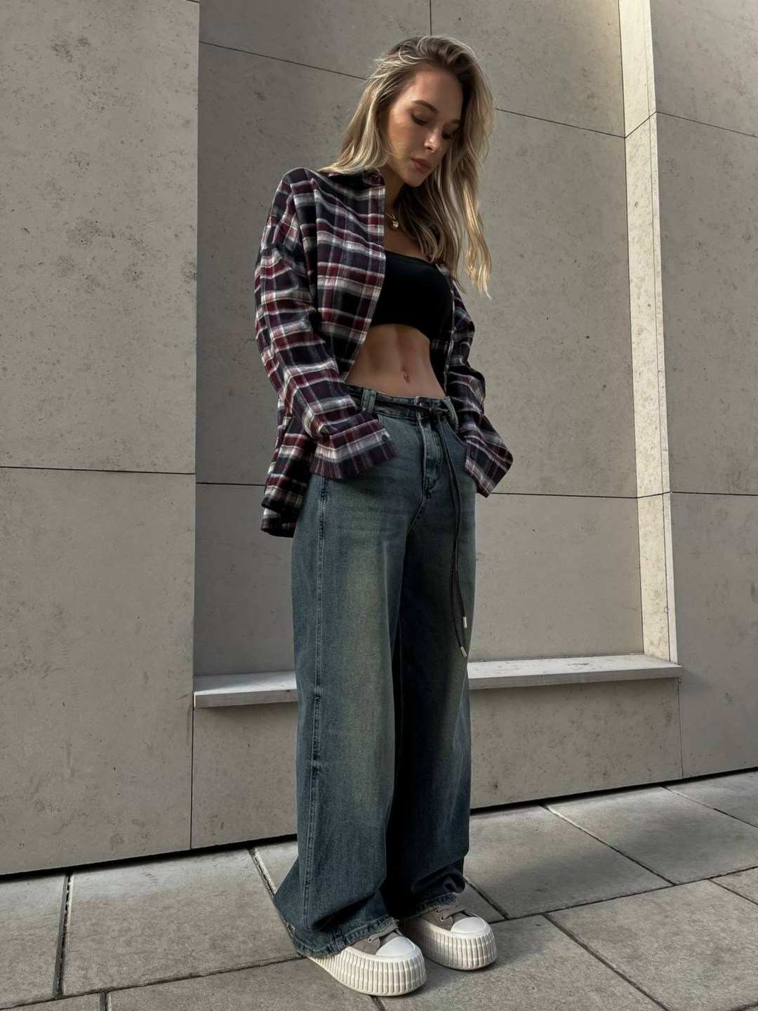 джинсы широкие,женские джинсы,женские джинсы широкие,модные джинсы,джинсы