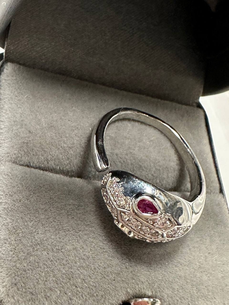 кольцо рубин,кольцо винтажное,ювелирные украшения,колец,серебро кольца