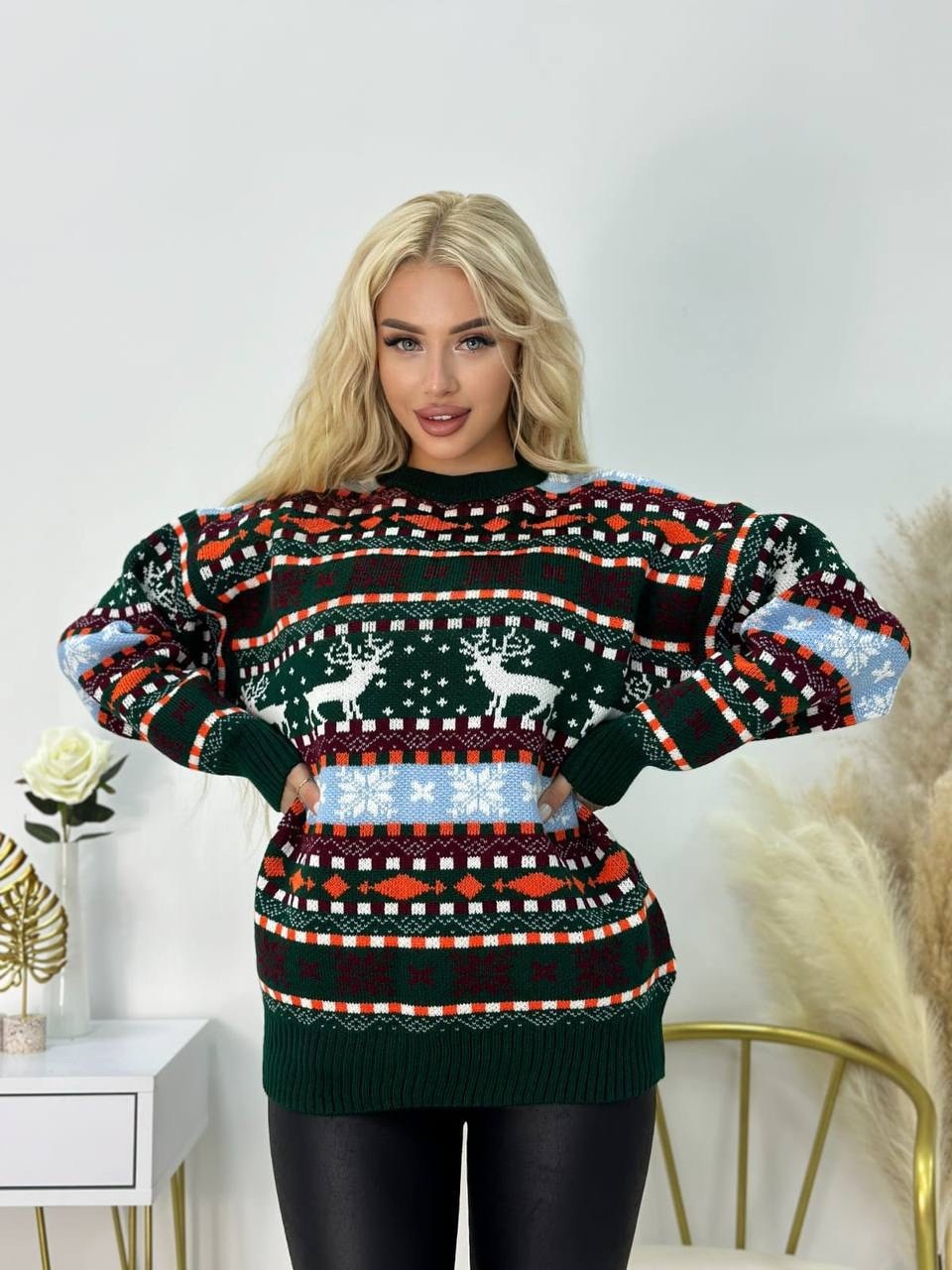 новогодний свитер,свитер новогодний принт оверсайз вязаный tonit,свитер женский,свитер новогодний с оленями теплый джемпер nazia shop,свитер оверсайз вязаный с оленями lyly fashion