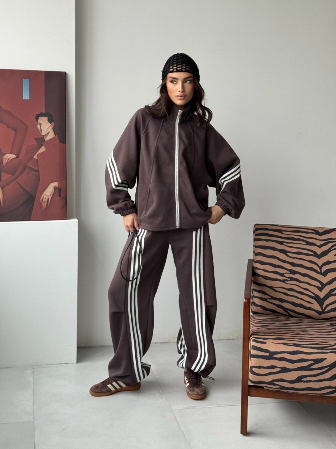 костюм спортивный женский,спортивный костюм,женский костюм,спортивный костюм на молнии с капюшоном oksana utova brand,стильный спортивный костюм