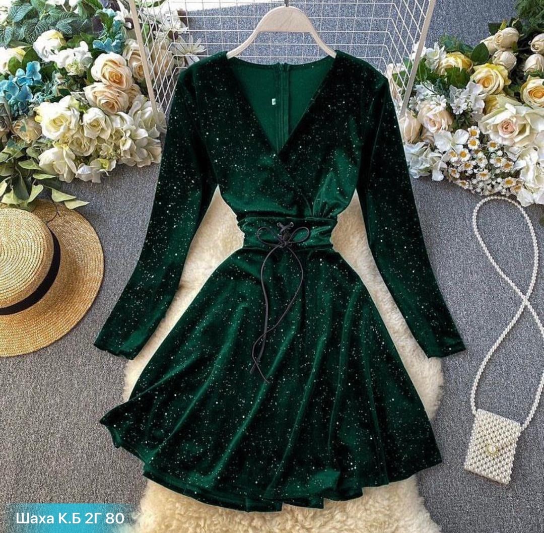 вельветовое платье с люрексом,платье на новый год,черное платье,бархатное платье,платье велюр