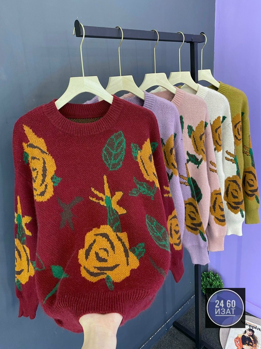 джемпер с розами,кофта вязаная,свитер,вязаные свитера,женские вязаные свитера