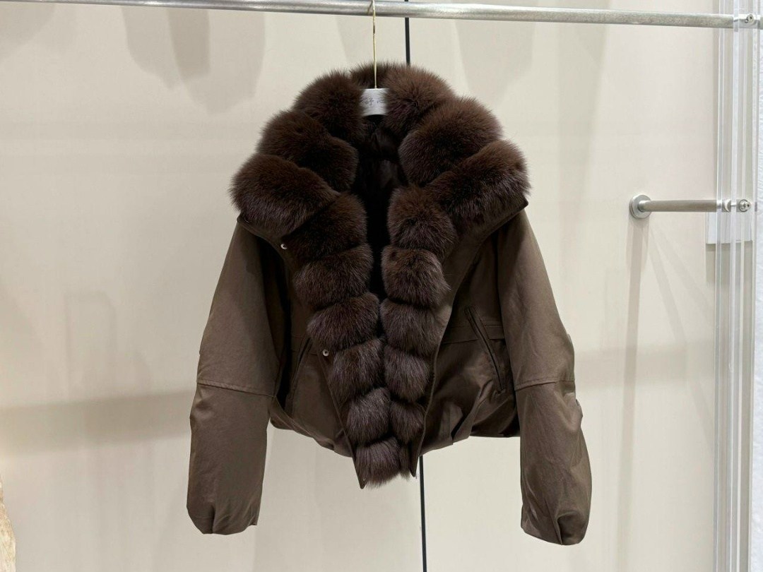 пуховики с мехом,куртка с мехом,пуховик с натуральным мехом,женский пуховик,кожаная куртка с мехом