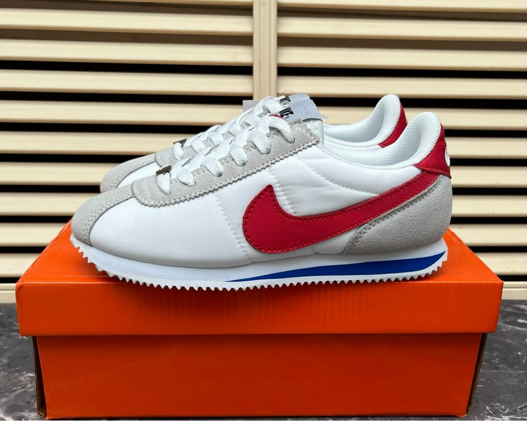 nike classic cortez,кроссовки nike cortez,кроссовки найк кортес,кроссовки nike classic cortez,nike cortez white