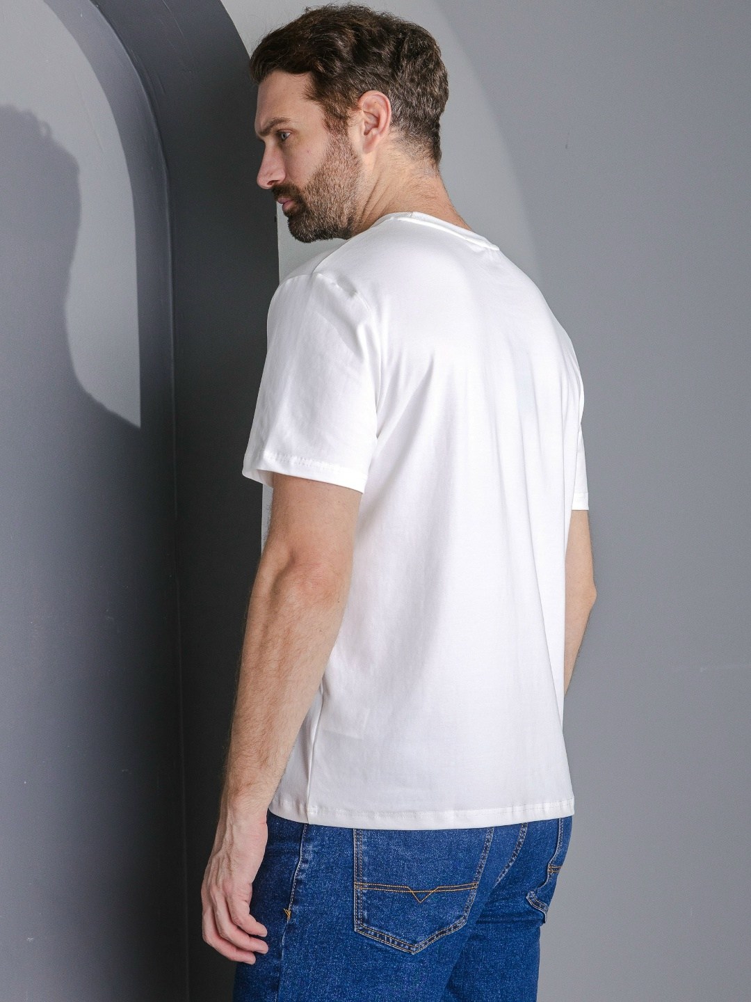 белая футболка мужская,футболка мужская,футболка мужская базовая,белая футболка,футболка