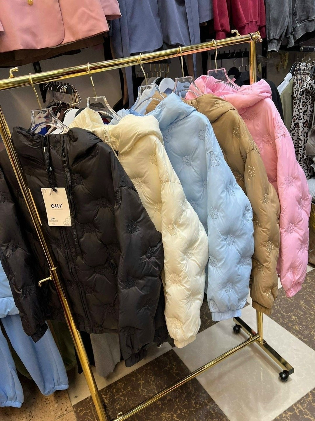 куртка женская,куртка теплая,зимняя женская куртка,пуховики женские,короткий пуховик