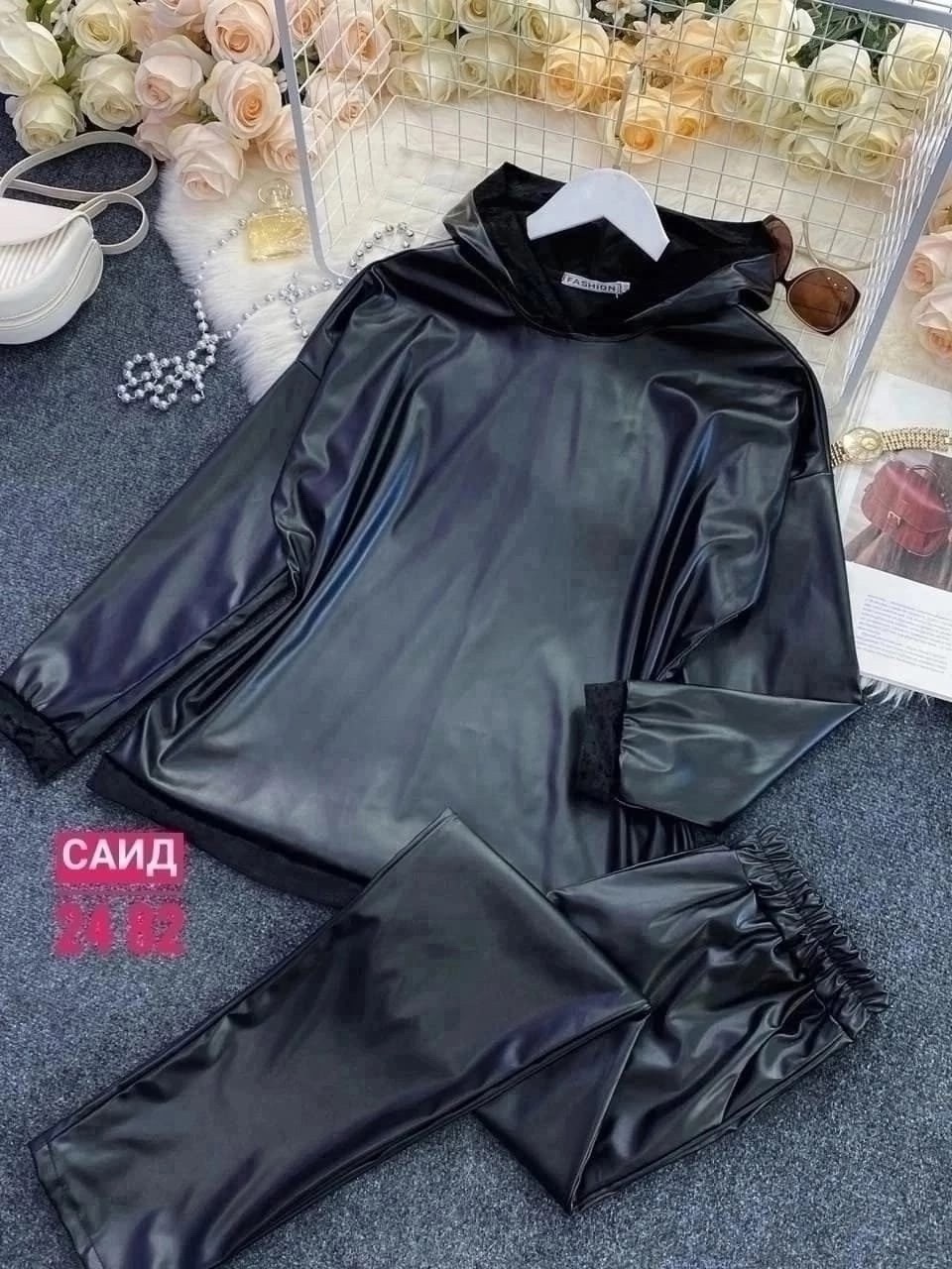 костюм из экокожи,костюм женский кожаный,брючный костюм из экокожи,новый костюм,спортивный костюм из экокожи