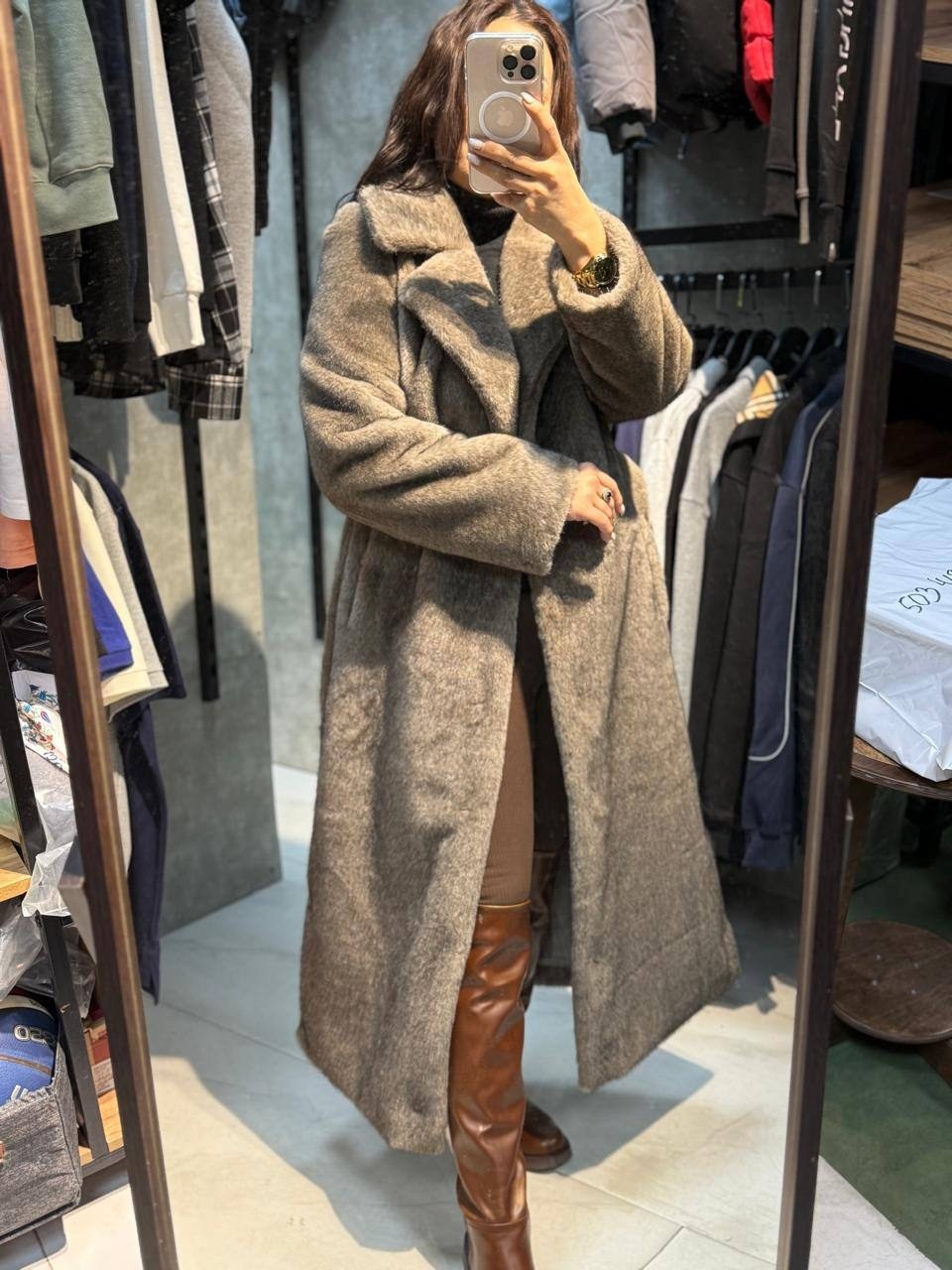 шерстяное пальто,пальто женское,пальто меховое,теплое пальто,длинное пальто