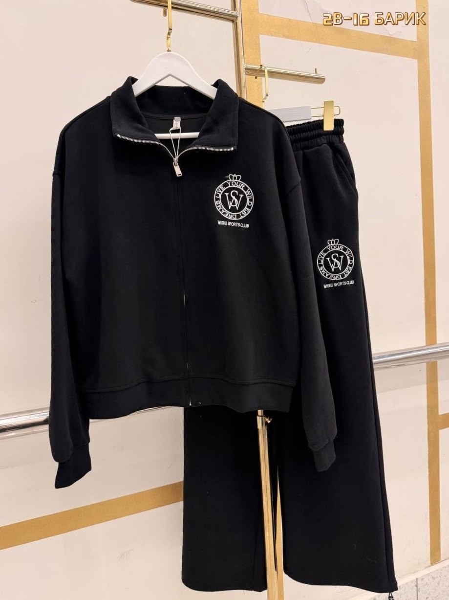 костюм женский на флисе,костюм женский брючный спортивный стиль,женский спортивный костюм,спортивный костюм,женский костюм