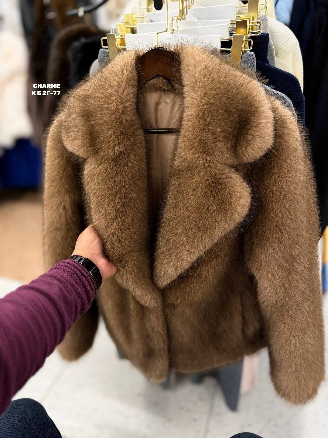 шуба короткая,женская шуба,шуба из искусственного меха,женская куртка из искусственного меха,шуба