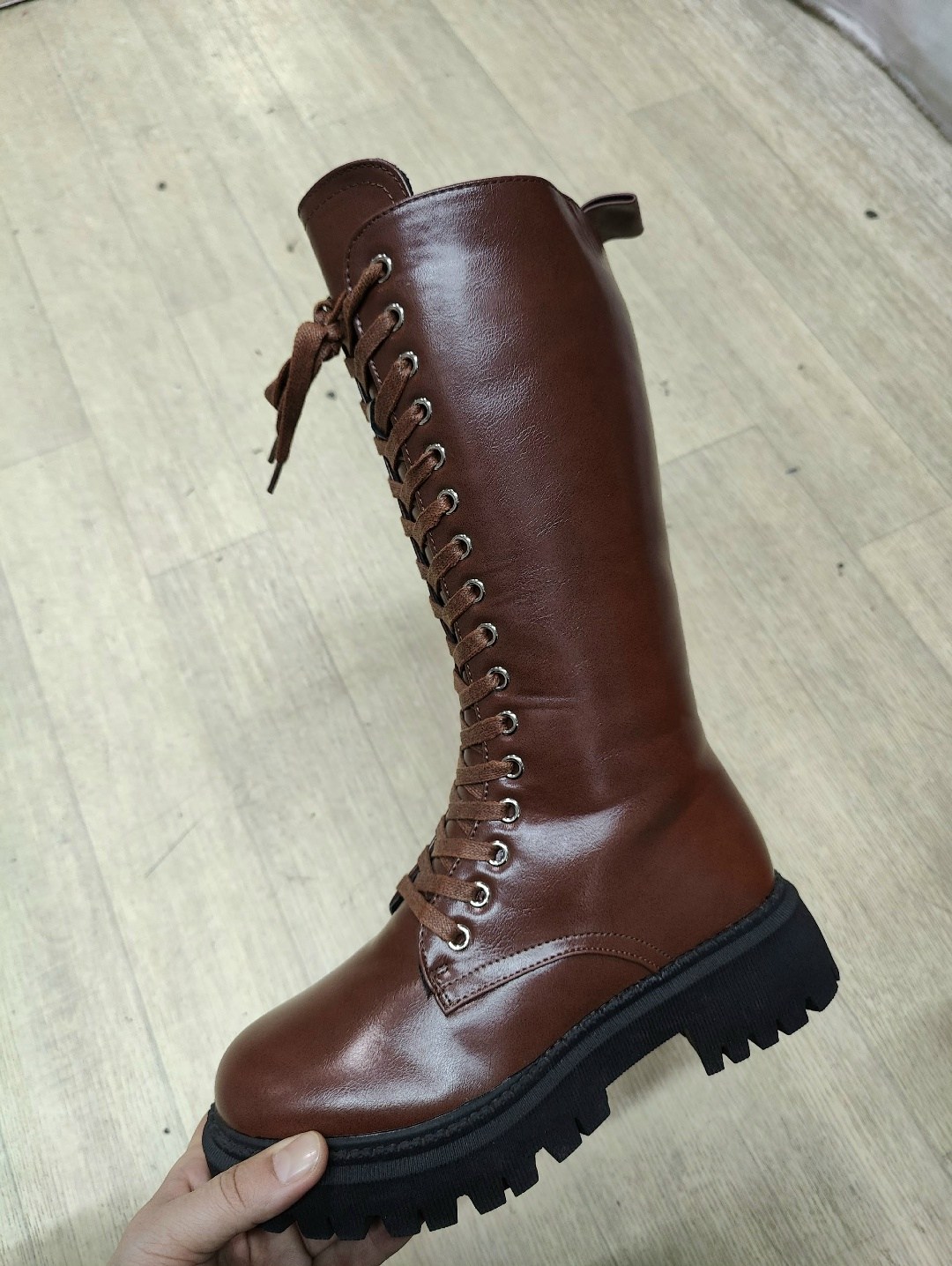 ,сапоги модные,женская ,женские сапоги,ботинки женские