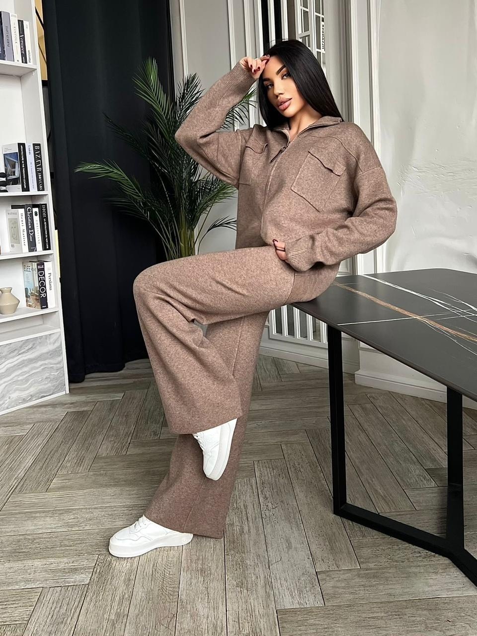 костюм трикотажный,вязаные костюмы,стильные костюмы,женский вязаный костюм,трикотажный костюм женский