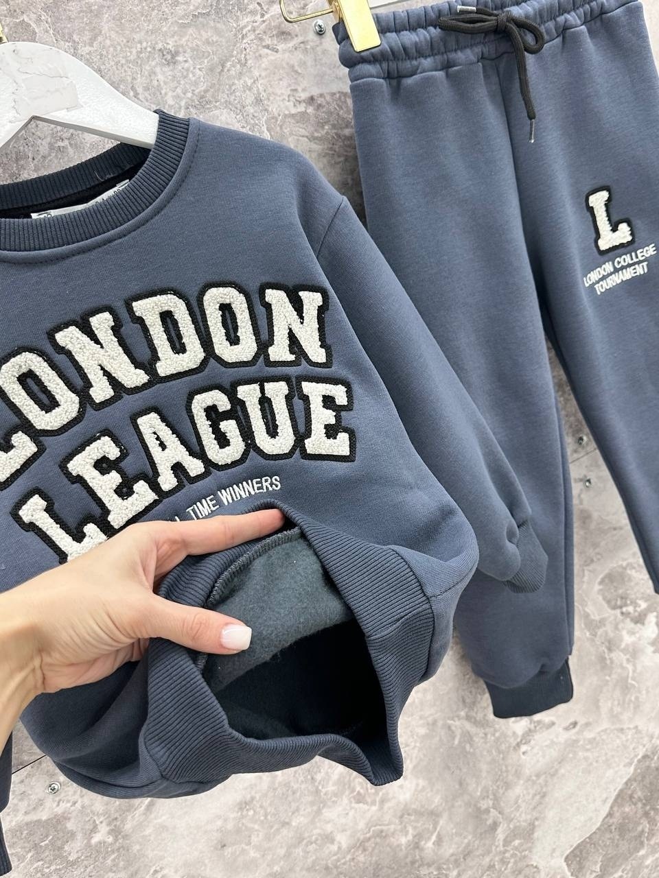 спортивные костюм,свитшот и брюки,спортивный костюм на мальчика,толстовка и брюки,костюм для мальчика свитшот и брюки