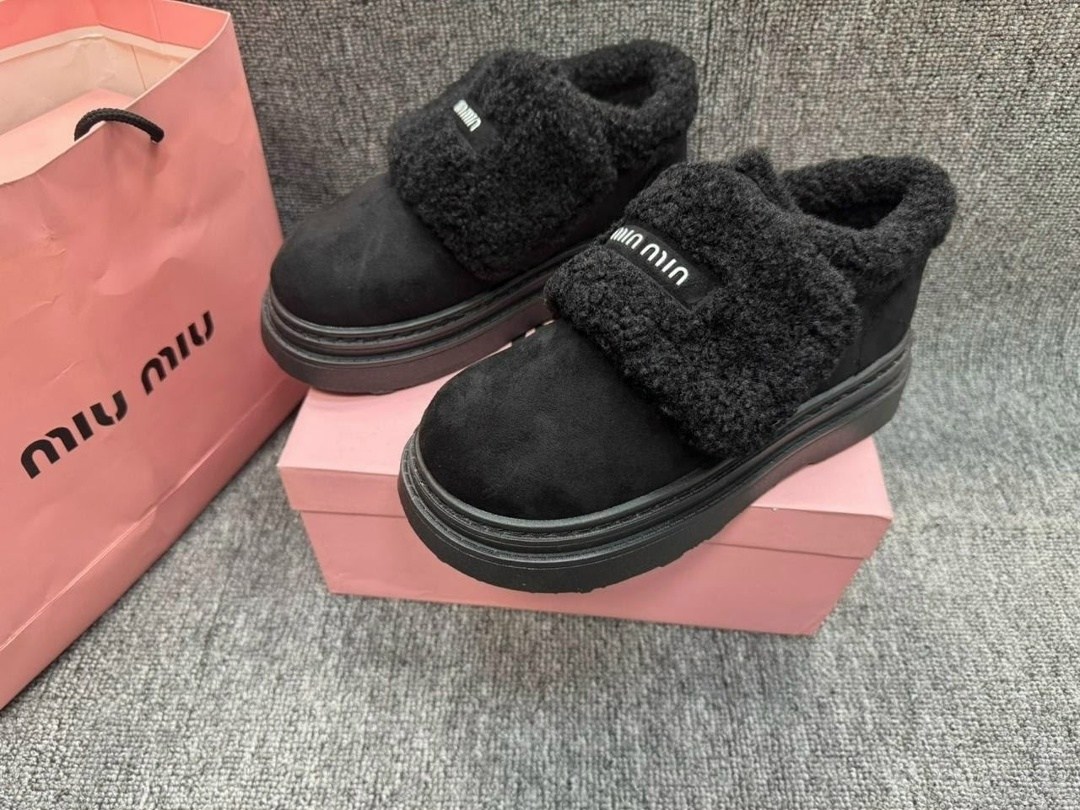 ,зимние женские угги miu miu,ботинки miu miu,угги замш,ботинки miu miu зимние