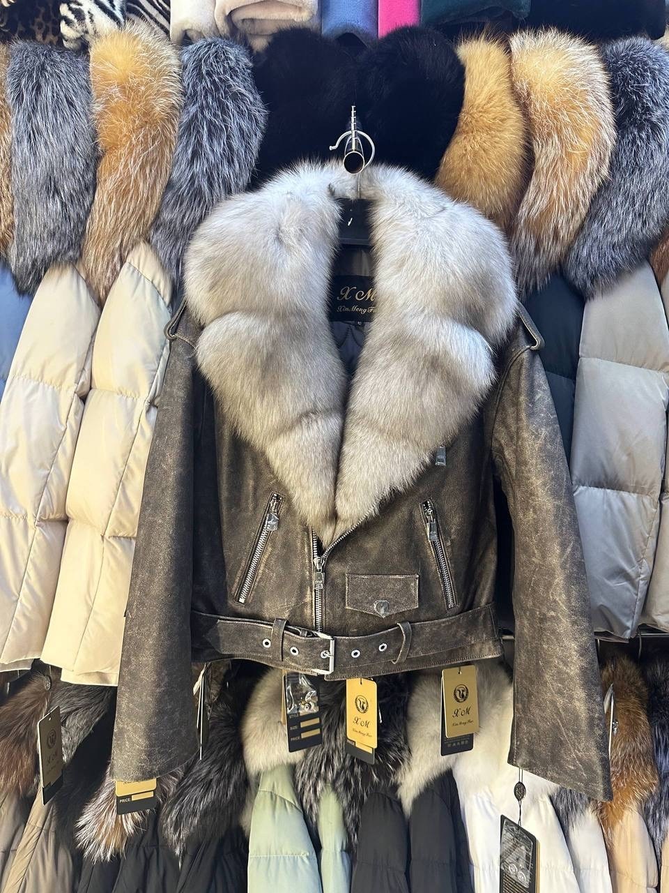 куртка кожаная с мехом,куртка с мехом,куртка с натуральным мехом,куртка натуральная кожа с песцом,куртка натуральная кожа мех чернобурка