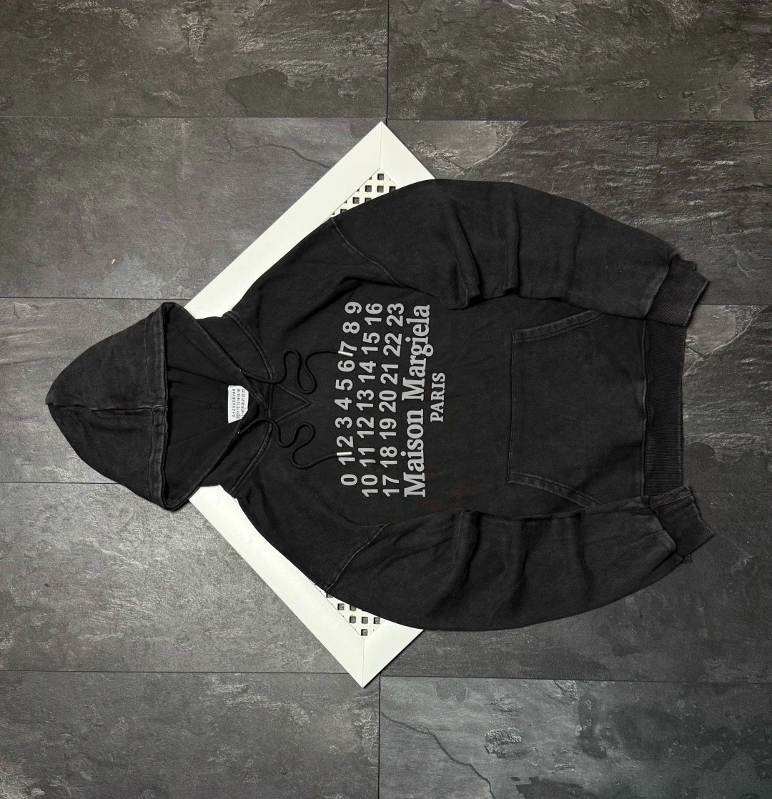 maison margiela 6 hoodie,толстовка mm6 maison margiela,толстовка,мужская толстовка,maison margiela худи