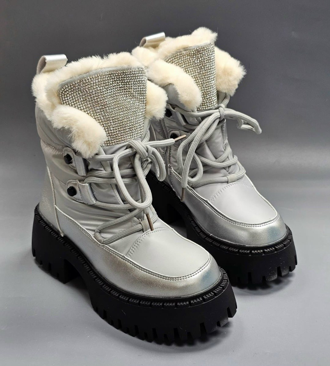 ,ботинки женские,ботинки модные,ботинки,женская