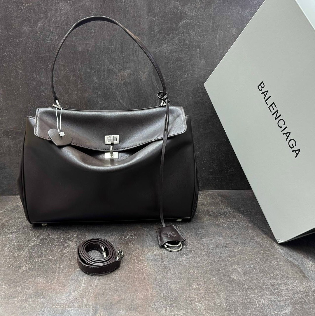 сумка balenciaga натуральная кожа 35-24 см,объемная сумка-тоут черного цвета balenciaga,сумка balenciaga rodeo,сумка balenciaga,женская сумка rodeo balenciaga