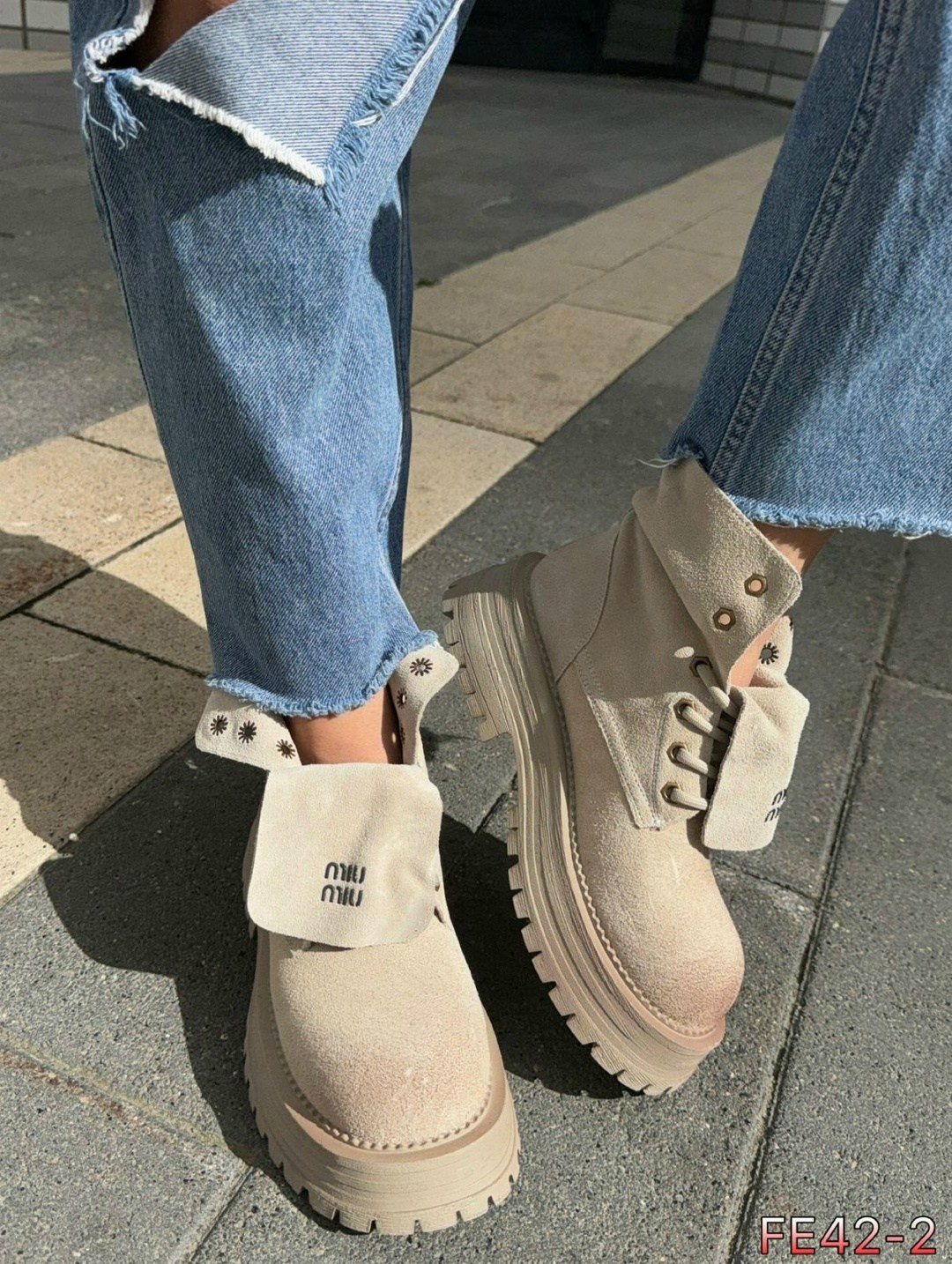 ,ботинки замшевые miu miu,ботинки,ботинки женские miu miu,ботинки miu miu