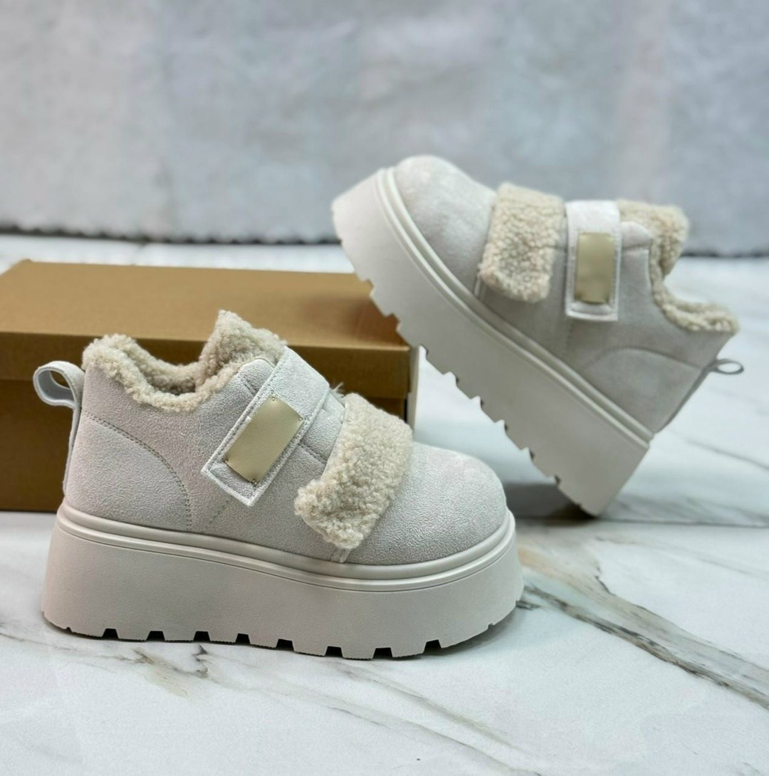 ,угги зимние полусапожки с мехом,женские угги,зимние ботинки женские на меху, женская