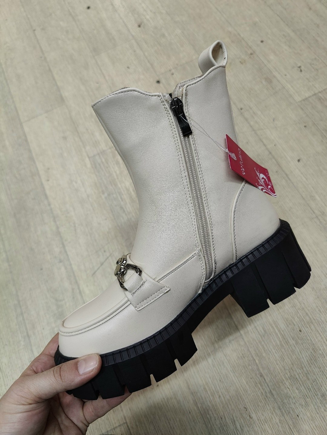 ,сапоги модные,женская ,женские сапоги,ботинки женские