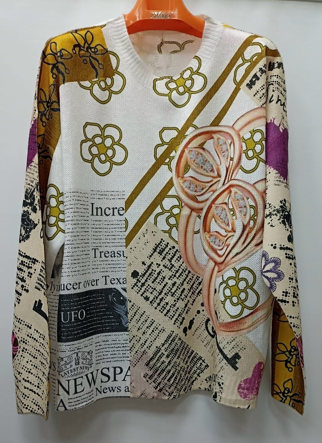 кофта женская,,блузка с газетным принтом,женская блузка,свитер с принтом