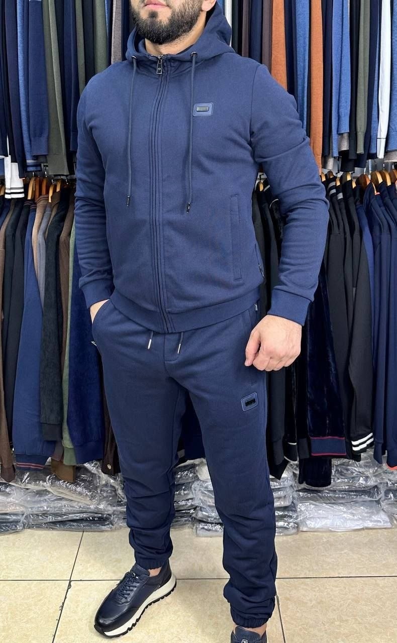 спортивные костюмы,мужской спортивный костюм,,мужской спортивный костюм dolce gabbana,спортивный костюм armani