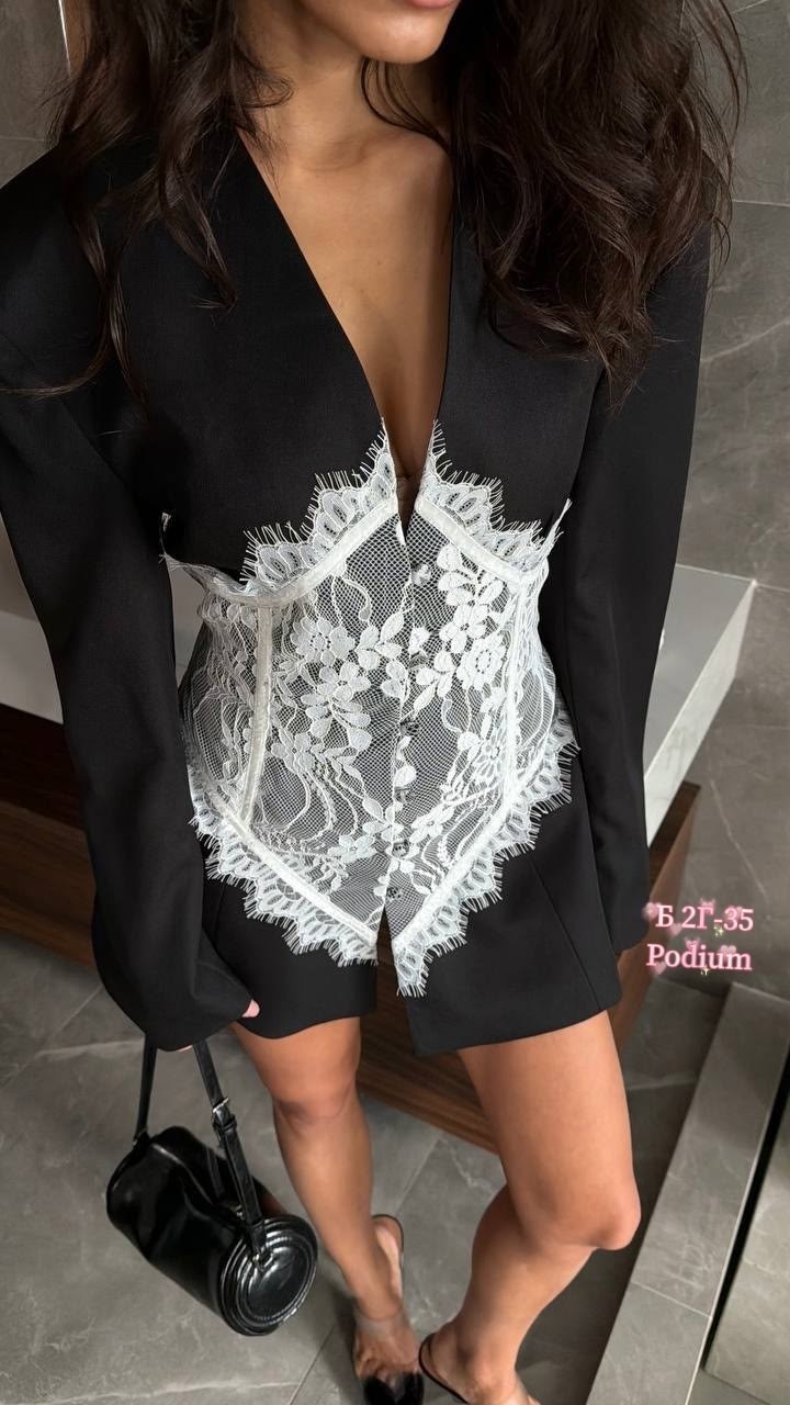 женский костюм,боди с кружевами,,элегантный блейзер