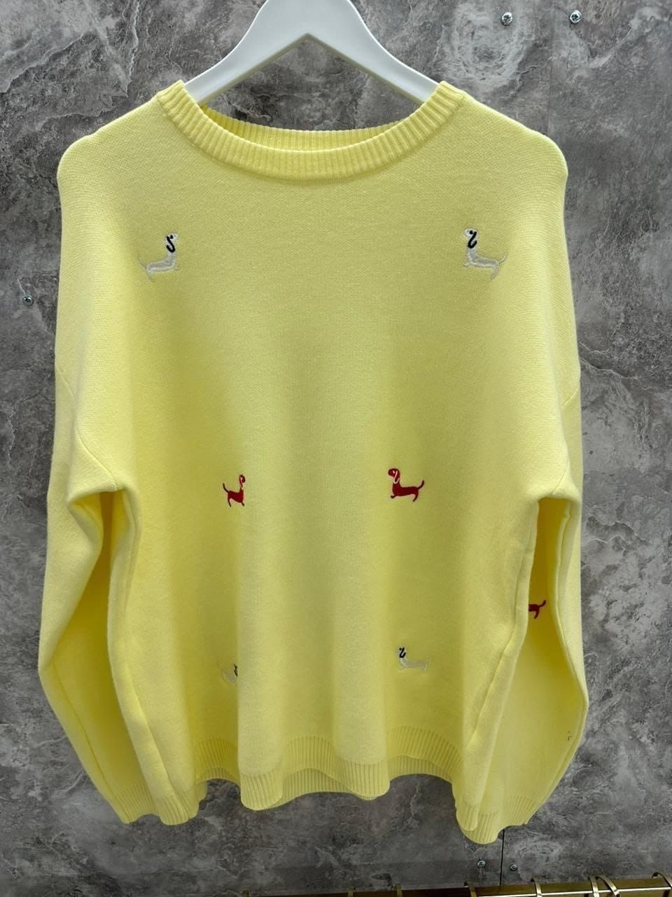 свитер с вышивкой,свитер с вышивкой таксы,свитер,свитер пуловер,свитшот