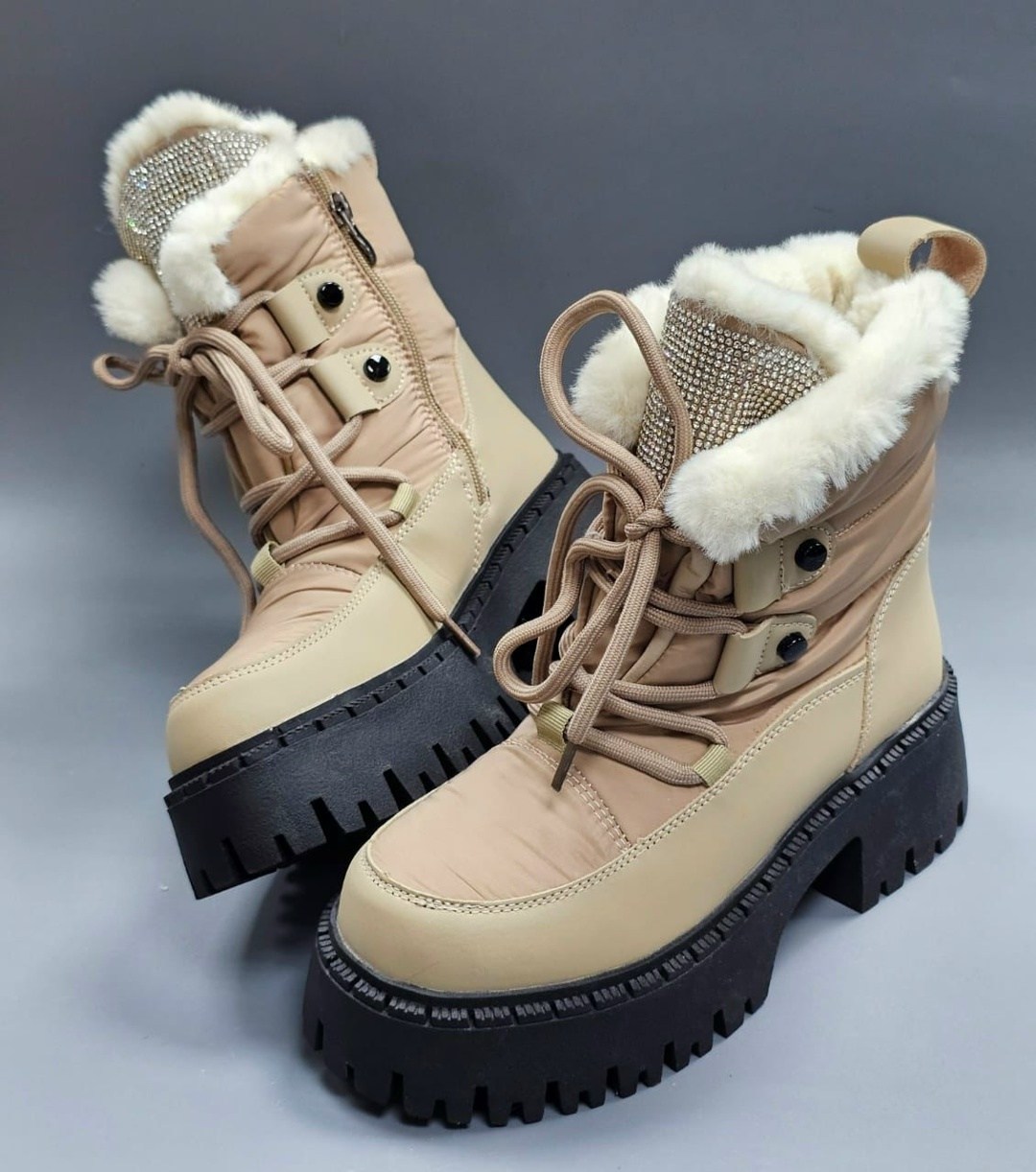 ,ботинки женские,ботинки модные,ботинки,женская