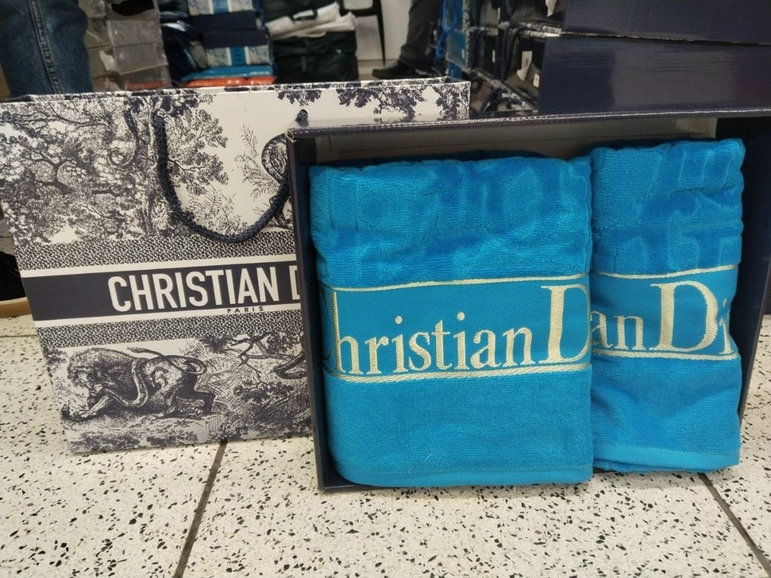 полотенца кристиан диор,набор полотенец,подарочные наборы полотенец,набор банных полотенец,полотенца махровая