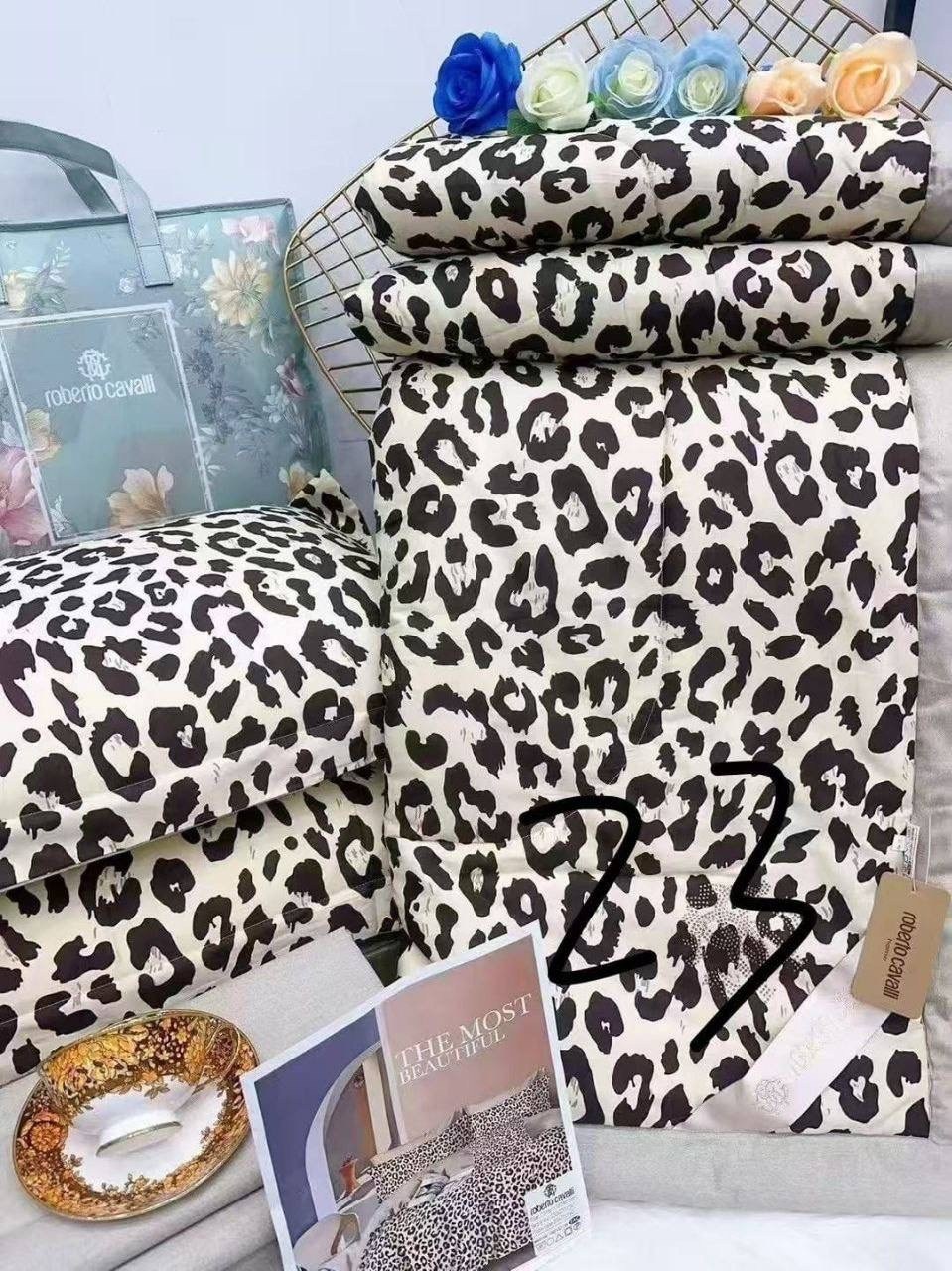 комплект постельного белья с готовыми одеялами,постельное белье евро cleo satin de luxe,комплект постельного белья с одеялом roberto,постельное белье сатин саванна,комплект постельного белья