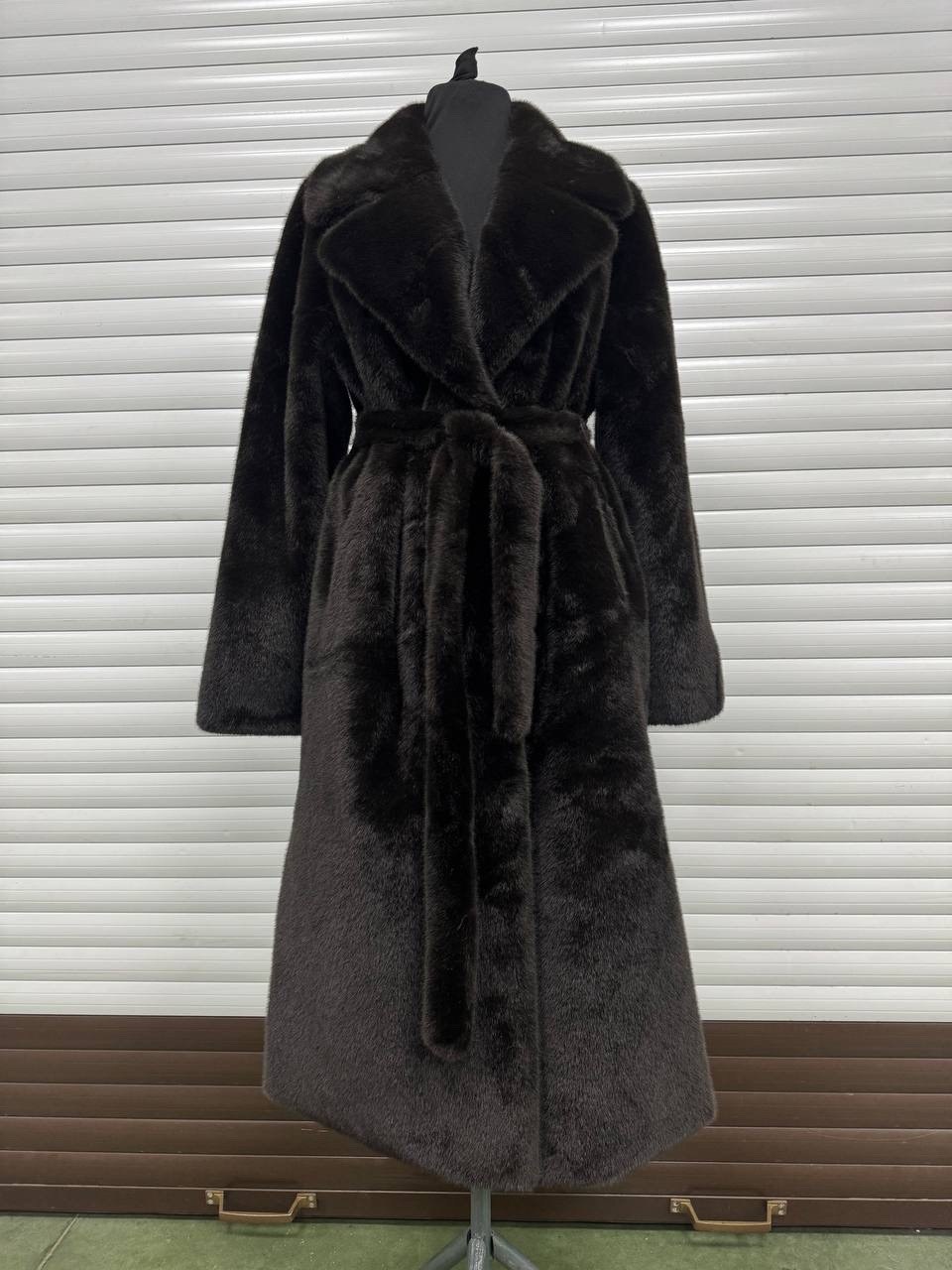 шуба,шуба женская,искусственная шуба под норку,женская черная шуба,норковая шуба