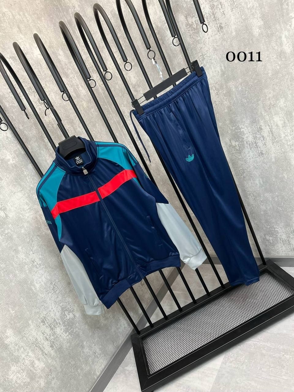 спортивный костюм адидас,мужской спортивный костюм adidas в стиле 90-х,костюм adidas 90 х,спортивный костюм adidas,спортивные костюмы 90 х