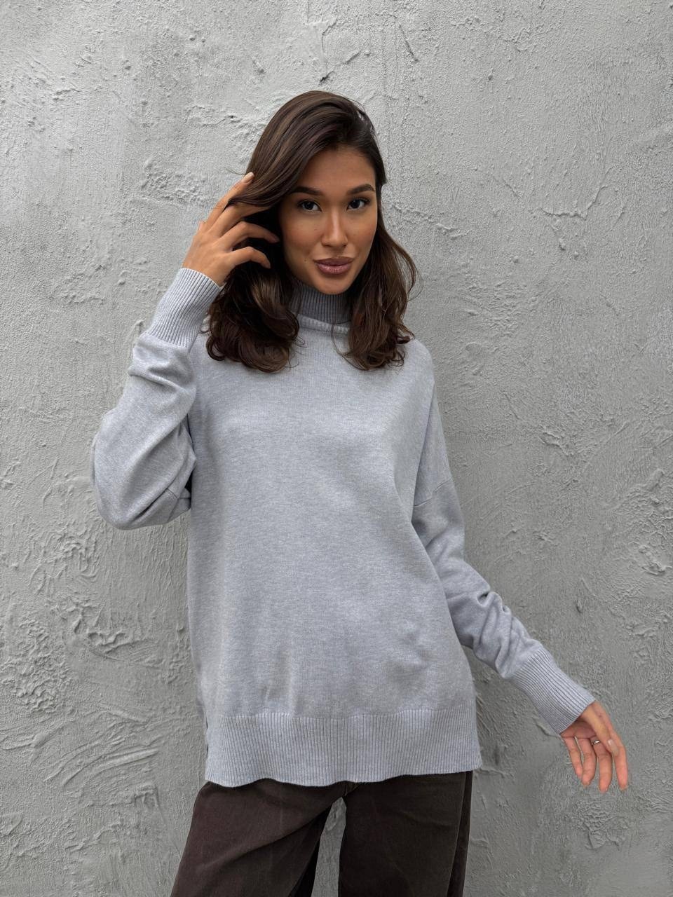 свитер с горлом оверсайз idp clo 256807230,свитер оверсайз джемпер,свитер оверсайз с высоким воротом,свитер с высоким воротом,свитер оверсайз с высоким воротником